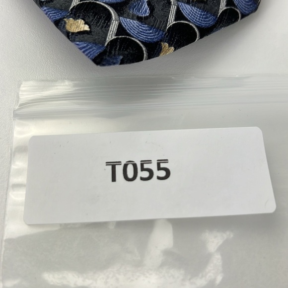 Men's Ermenegildo Zegna 100%  Silk Designer Cravat Tie - Picture 7 of 7